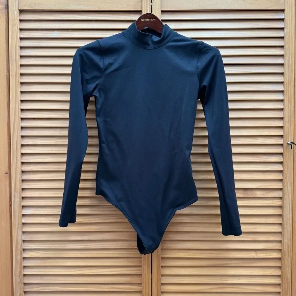 Abercrombie & Fitch Long sleeve bodysuit size small